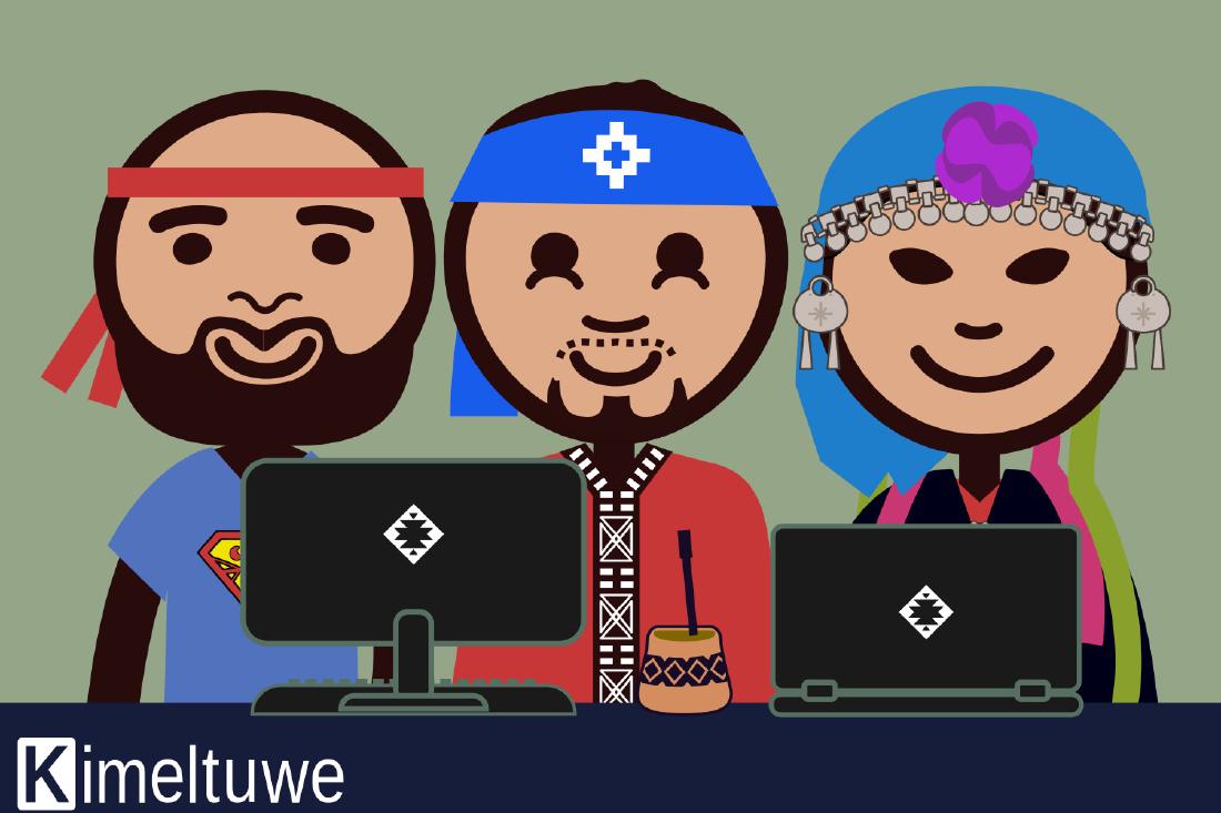 Caricatura de tres personas Mapuche paradas detrás de un escritorio con dos computadoras y un vaso de mate.